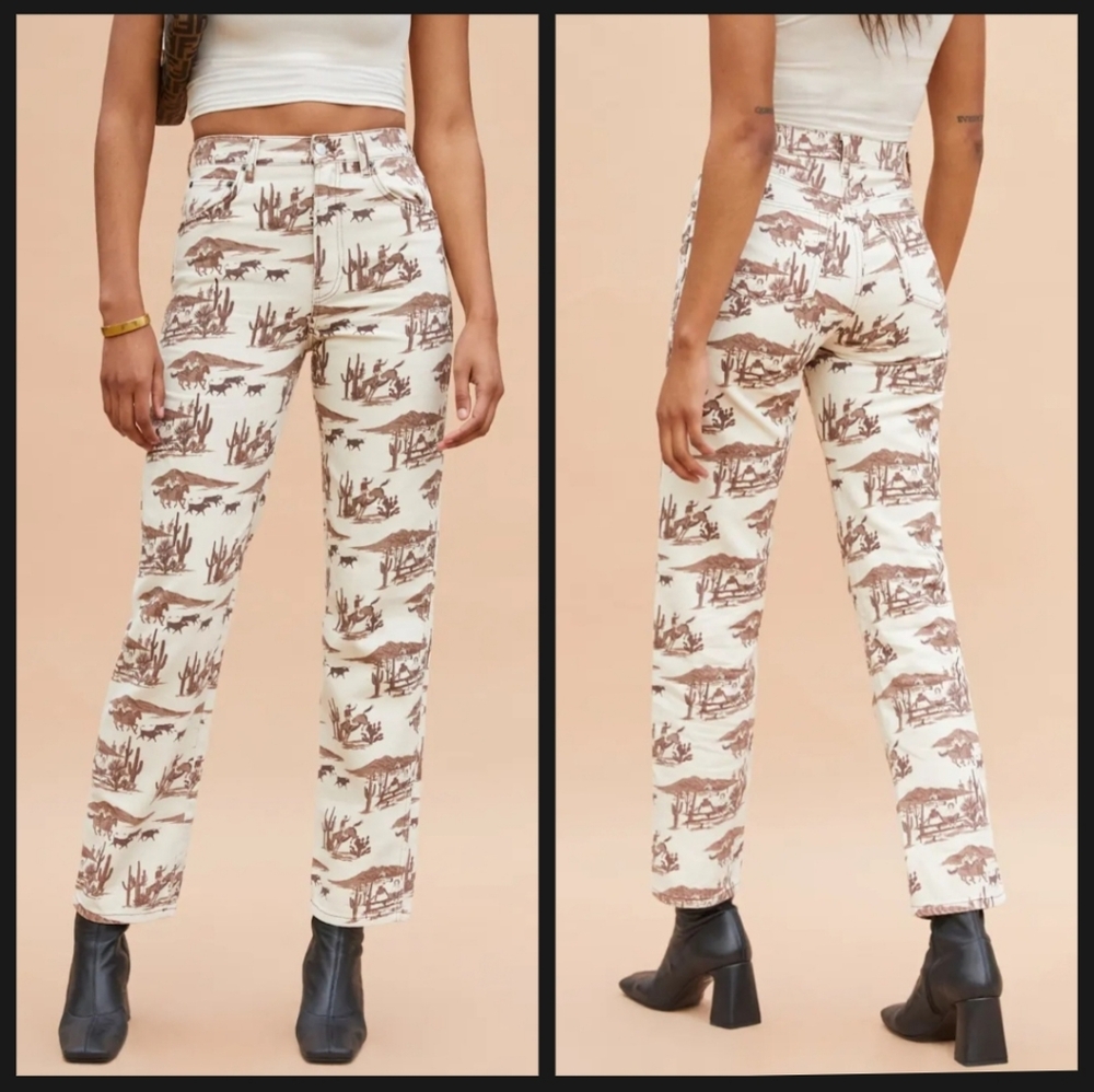 Reformation Sonora High Rise Straight Jeans in Desert Sand
